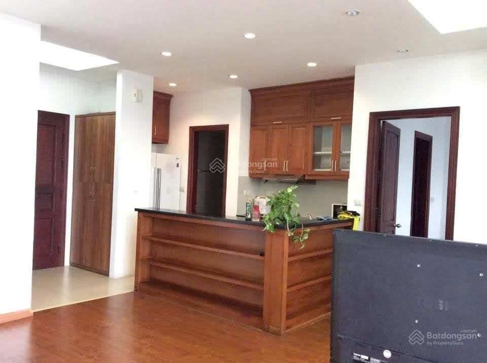 Cho thuê trung yên plaza số 1 trung hòa  94m2 2pn +1kho, 2wc full nt. giá 16 tr/th.  0822 511 ***