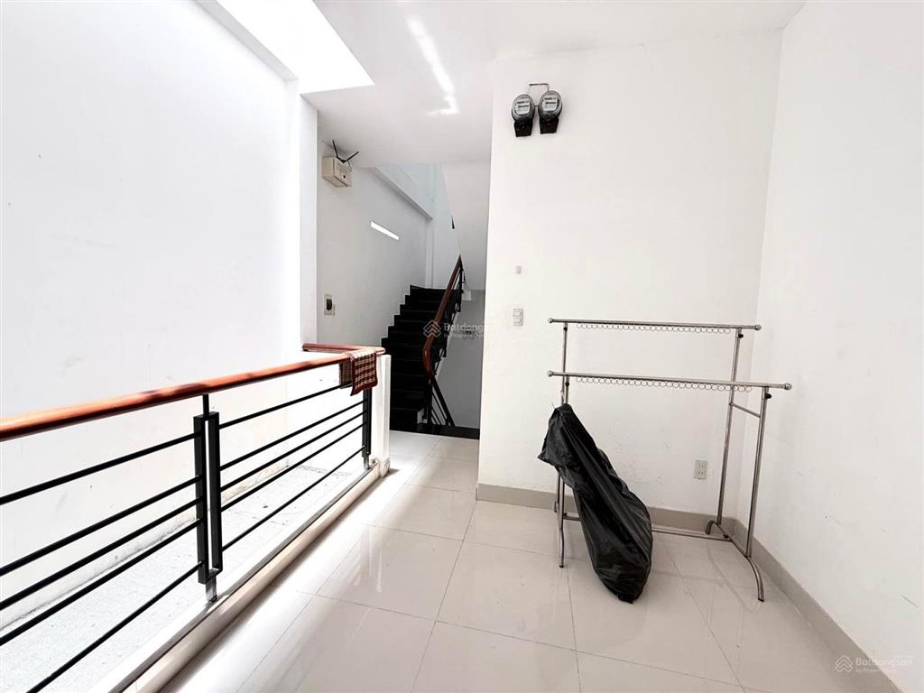 Bán nhà hẻm xe hơi trường chinh tân bình 60m2  ngang 5.2m nhà đẹp 4 tầng  shr hoàn công đủ