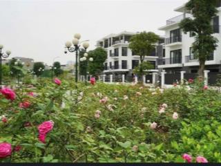 Bán biệt thự nguyễn xiển, cạnh trường ngôi sao hm, lô góc, kd, dt 168m2, mt 20m, khu hiếm nhà bán