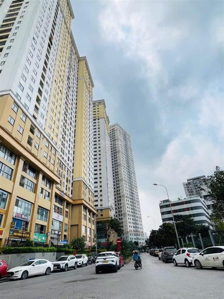 Bán biệt thự nguyễn xiển, nghiêm xuân yêm, cạnh trường ngôi sao, dt 126m2, 4 tầng, giá thương lượng