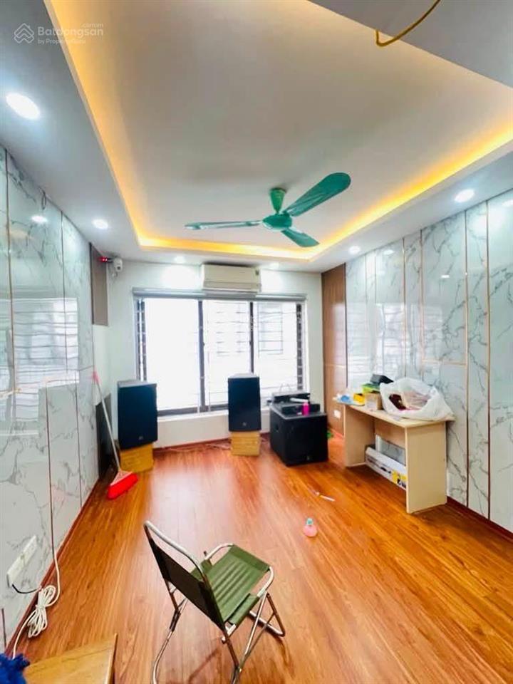Bán nhà kim giang, đại kim, ôtô qua cửa, ngõ thông, kinh doanh nhỏ. diện tích 40m2, giá chỉ 8.8 tỷ