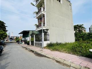 Bán đất đấy giá cự khối, long biên, vỉa hè, ôtô tránh, kd, cạnh hồ. dt 91m2, mặt 7m, giá tốt