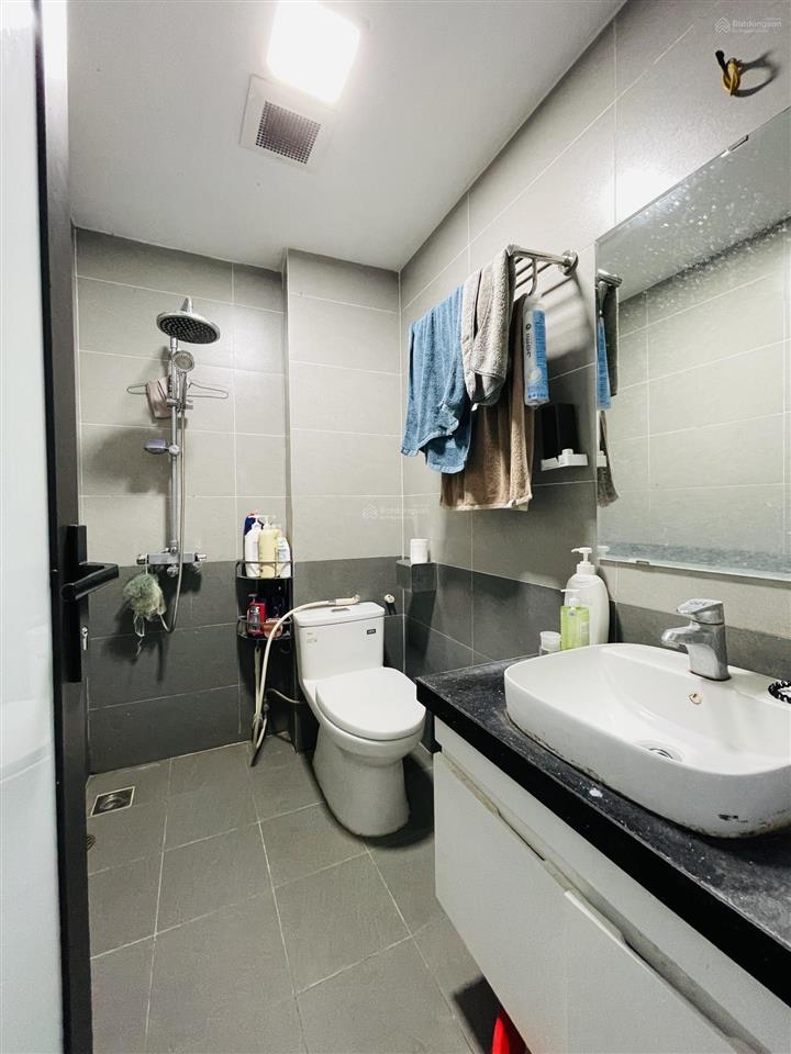 Bán nhà đại từ, linh đàm. dt 46m2, 5 tầng, giá còn 8.58 tỷ, nhà 2 thoáng, view hồ, ở hoặc cho thuê