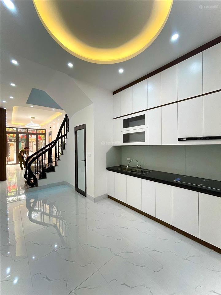 Bán nhà trung phụng, đống đa. mặt ngõ thông, kinh doanh, diện tích 43m2 x 4 tầng, giá hợp lý