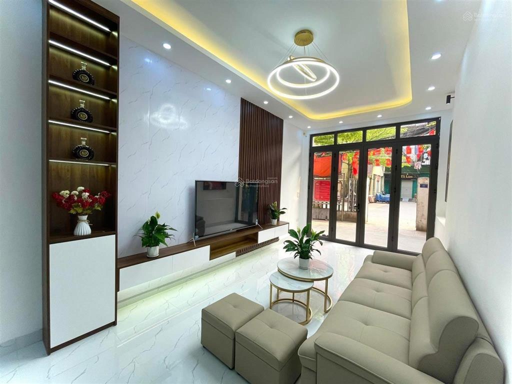Bán nhà trung phụng, đống đa. mặt ngõ thông, kinh doanh, diện tích 43m2 x 4 tầng, giá hợp lý