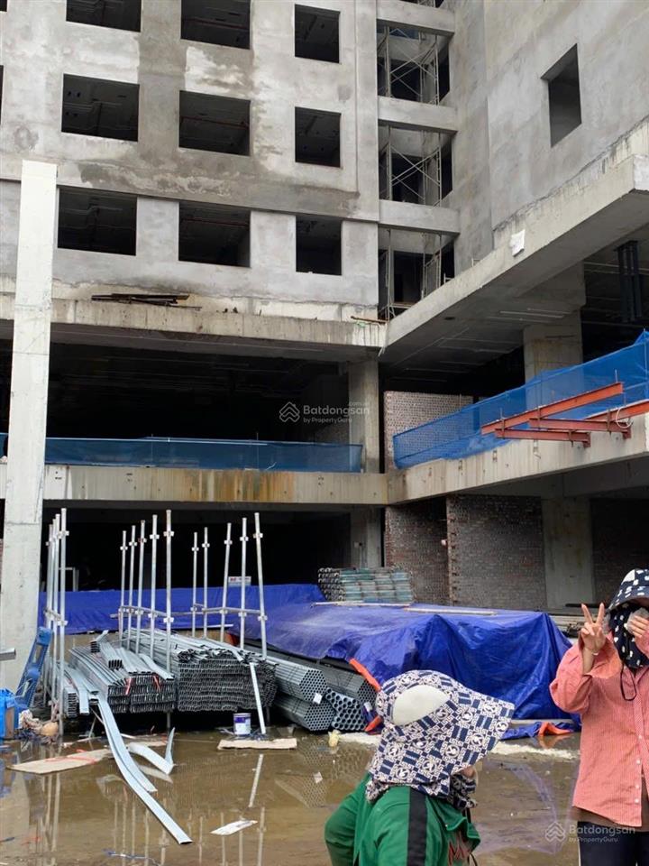 Bán căn shophouse chân đế tòa ct1 rice city long châu, sổ lâu dài, dt 72m2, mt 5.2m, giá 7.2 tỷ