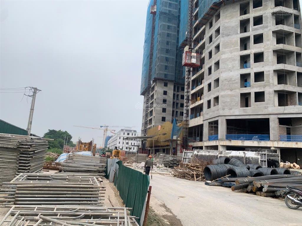 Bán căn shophouse chân đế tòa ct1 rice city long châu, sổ lâu dài, dt 72m2, mt 5.2m, giá 7.2 tỷ