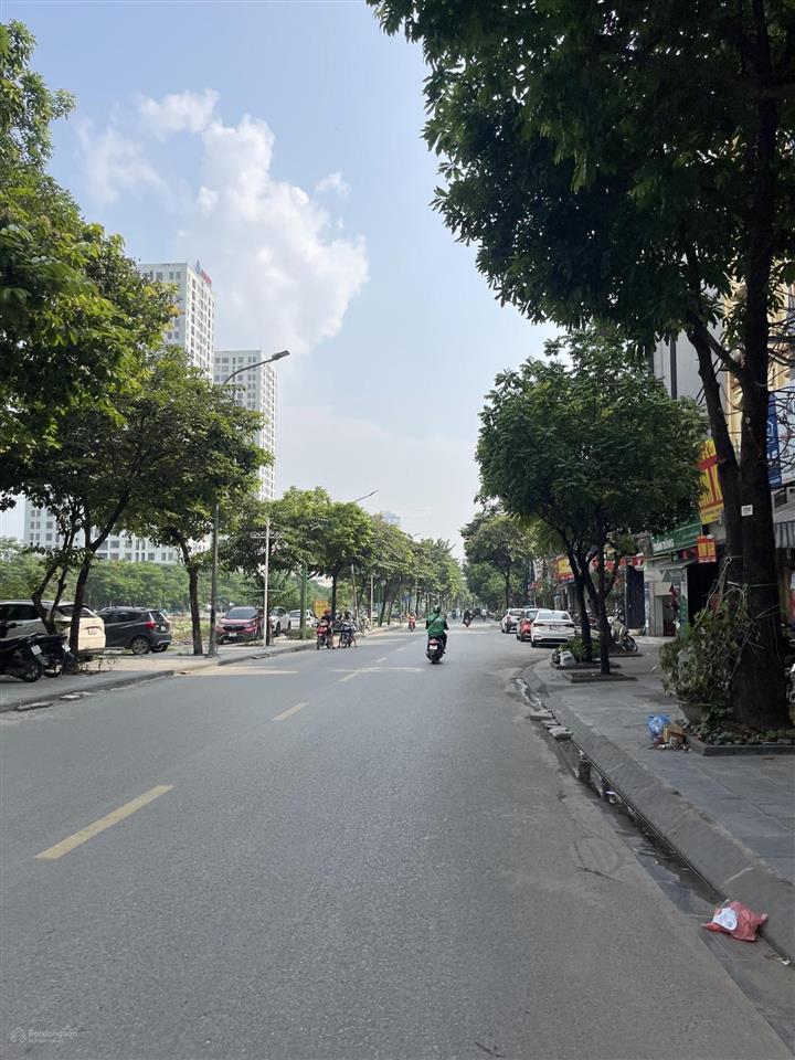Bán nhà mặt phố lĩnh nam, đã mở rộng đẹp, giá cực kì tốt, diện tích 120m2, nhà 5 tầng, dân xây