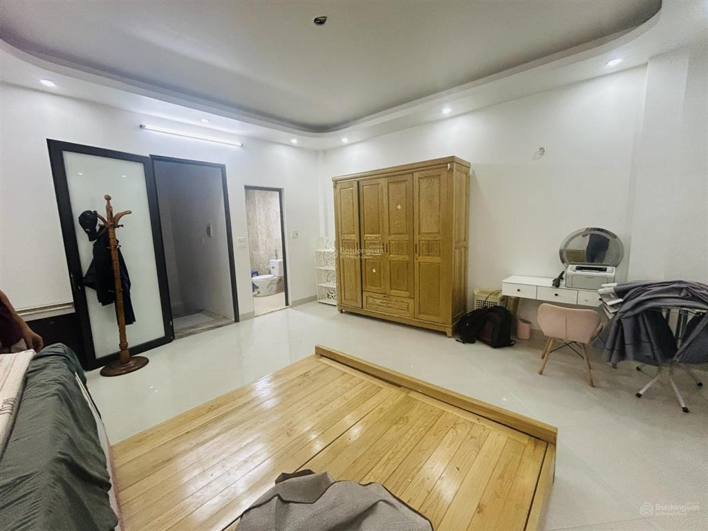 Bán nhà kim giang, đại kim, sau đh thăng long, dt 32m2, 5 tầng, giá chỉ hơn 5 tỷ  cực hiếm