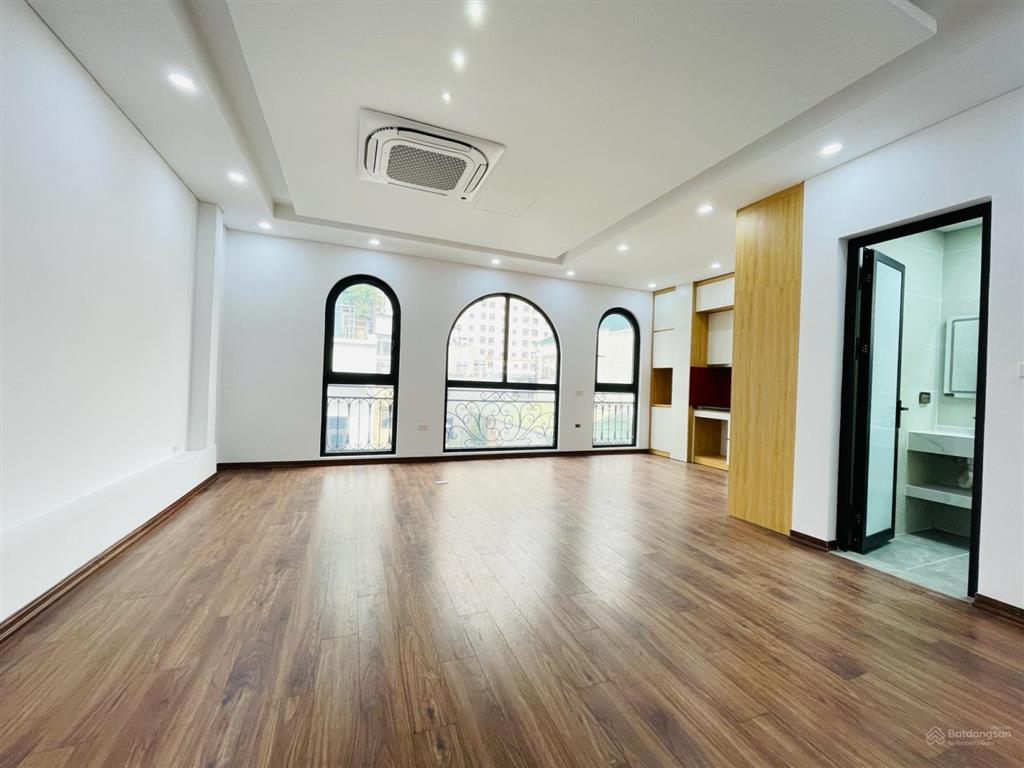 Bán nhà hoành đạo thành, thanh xuân, ô tô tránh, vỉa hè kinh doanh, 6 tầng thang máy, cực đẹp hiếm