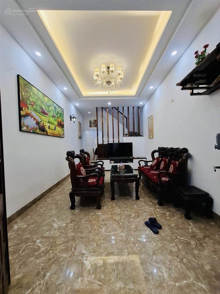 Bán nhà kim giang, đại kim, diện tích 66m2 x 3 tầng, gần ô tô, đủ nội thất về ở ngay, giá cực tốt