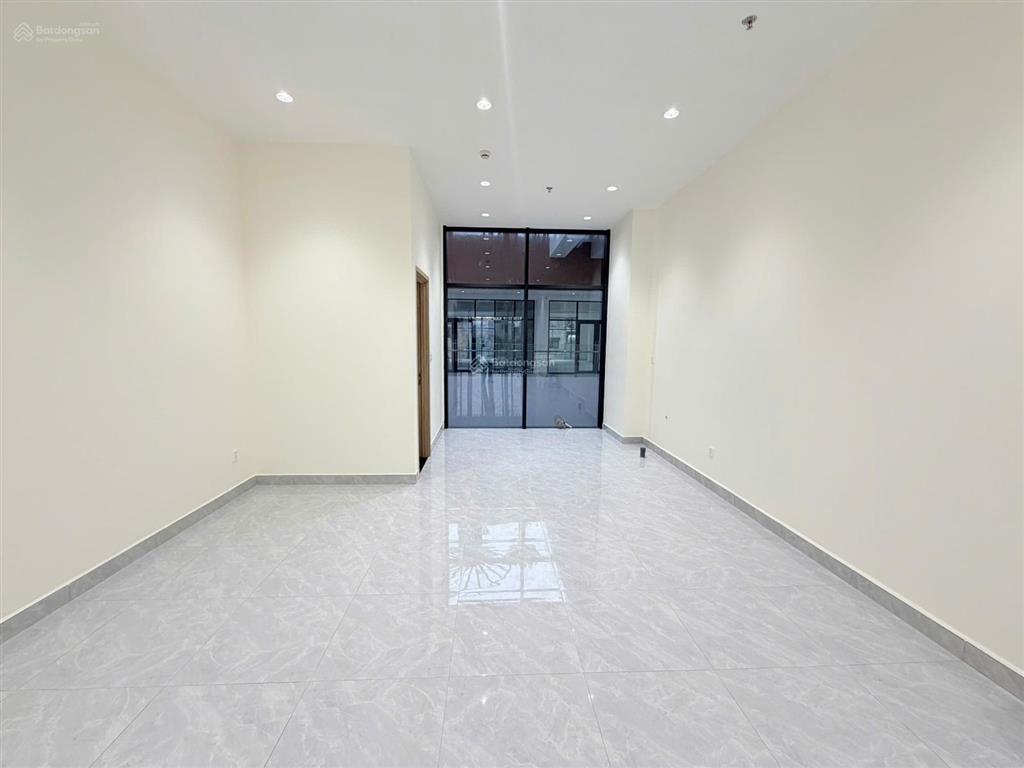 Mặt bằng đẹp nhất bến bình đông chính thức cho thuê shophouse daqua q.8!
