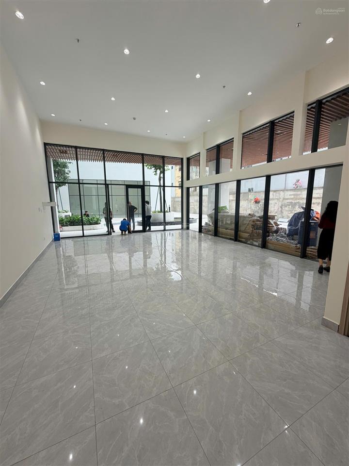 Chính chủ cho thuê shophouse daqua quận 8  vị trí đắc địa, kinh doanh sầm uất