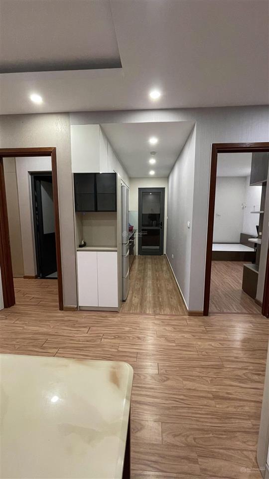Bán căn 2 phòng ngủ 75m2 đẹp view hồ tp giao lưu tòa hh epic home