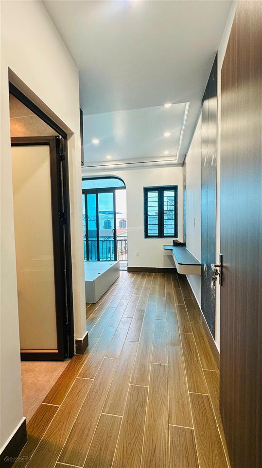 Chính chủ cắt lỗ căn nhà 04 tầng  full nội thất gần cầu kiến an. nhà xây mới, độc lập