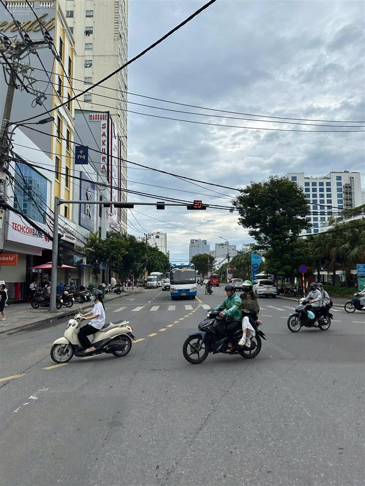 Chủ thanh khoản mt 7m5 đặng vũ hỷ ngay trung tâm sơn trà mỹ khê