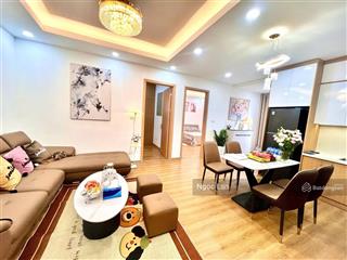 Mình bán căn hộ 80 m2 rất đẹp sổ đỏ chung cư tầng 8 phố huỳnh thúc kháng lô góc 2 ngủ ban công đẹp