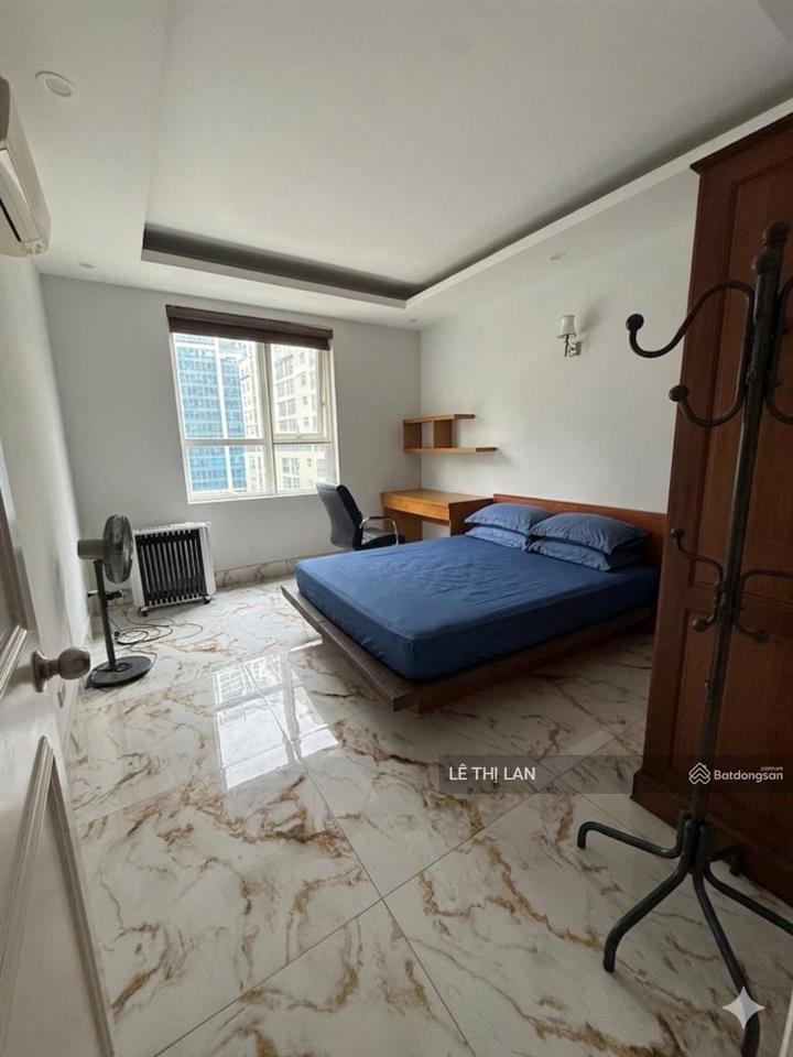Hoàn kiếm  5 tỷ căn hộ tập thể 65m2 sổ đỏ phố cổ, vị trí đắc địa lý thường kiệt  phan chu trinh