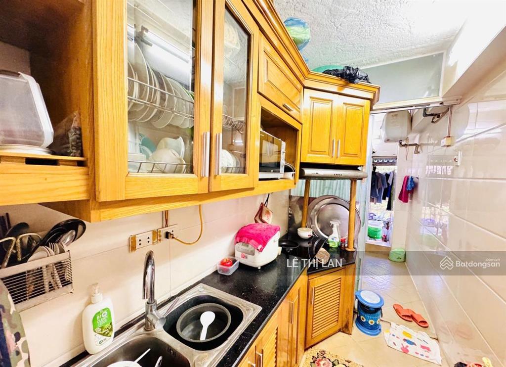 Văn chương  tôn đức thắng đống đa nhà 80 m2 sổ đỏ tập thể ô tô dừng đỗ lô góc view phố chỉ 4,2 tỷ