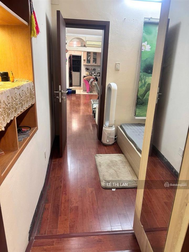 Tây sơn 44/90 m2 tầng 2 tập thể đại học công đoàn full đồ  nhà đẹp 3 ngủ 2 ban công trước sau .