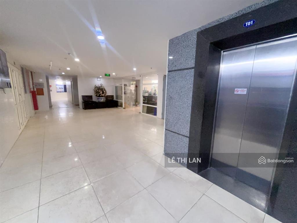 Chung cư b14 kim liên mặt phố phạm ngọc thạch tầng trung 75 m2 sổ đỏ đống đa 6,8 tỷ 2 ngủ thoáng.