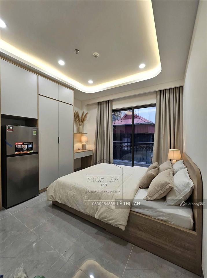 Gấp, nhà bán phố cổ lò sũ  tôn đản sổ đỏ hk 85 m2 tt 3 ngủ 2 vs sát mặt phố ô tô qua , làm homstay