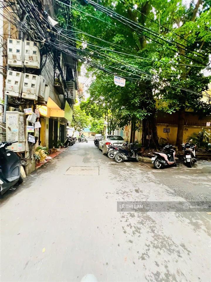 5 tỷ nhà đẹp phố nguyễn chí thanh sổ đỏ 30/90 m2 ô tô đỗ cửa full 3 ngủ 2 vs lô góc nhà đẹp ở luôn