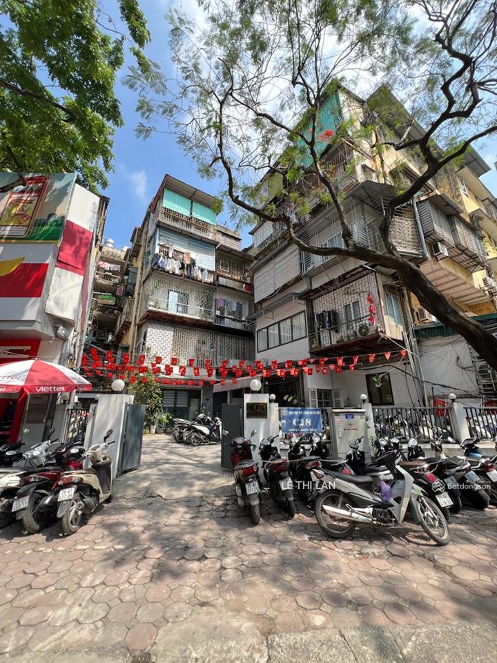 Bán nhà 4,99 tỷ tầng 2 mặt phố nguyên hồng bộ công an nam thành công 36/85m2 sổ đỏ đống đa 2 ngủ