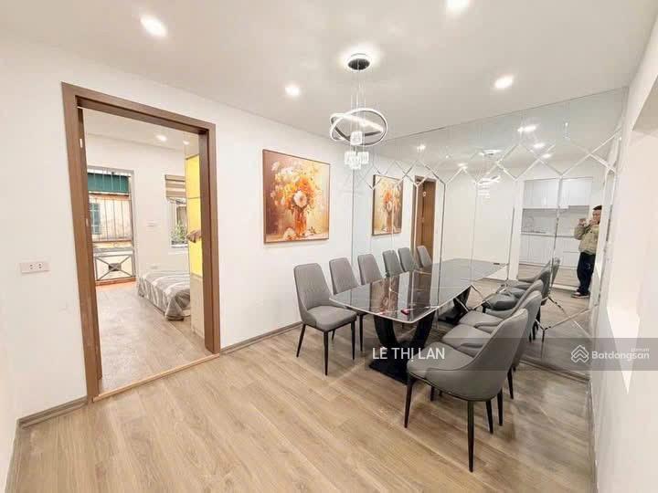 Bán nhà 4 tỷ tầng 3 tập thể phố quỳnh mai 36/80 m2 sổ đỏ hbt full 3 ngủ 2 vs ngõ thông ô tô đỗ cửa