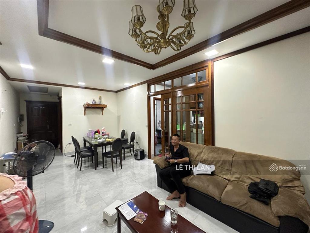 Siêu lợi nhuận! nhà tầng 3 phố láng hạ 60/110 m² sổ đỏ đống đa 3 ngủ đẹp ô tô đỗ cổng 5,8 tỷ