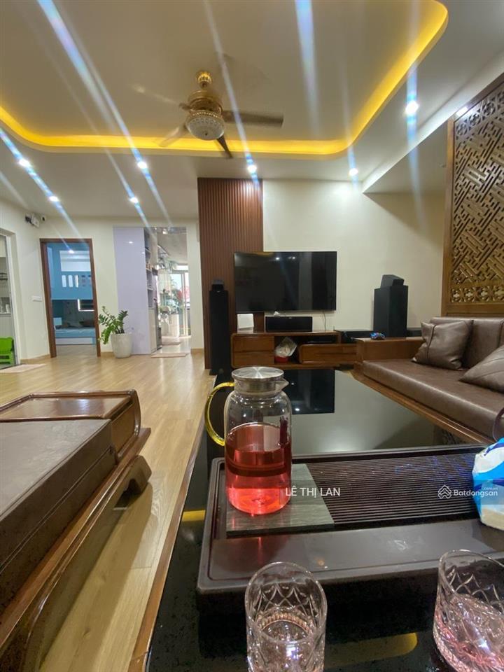 Phải nhanh! 6 tỷ căn hộ 70 m2 toà nhà chung cư hà thành plaza 102 phố thái thịnh  2 ngủ view phố