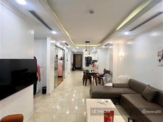 Duy nhất 80 m2 chung cư tầng đẹp phố chùa láng thang máy êm ru 2 ngủ 2 vs chỉ 7,5 tỷ sổ đỏ đống đa.