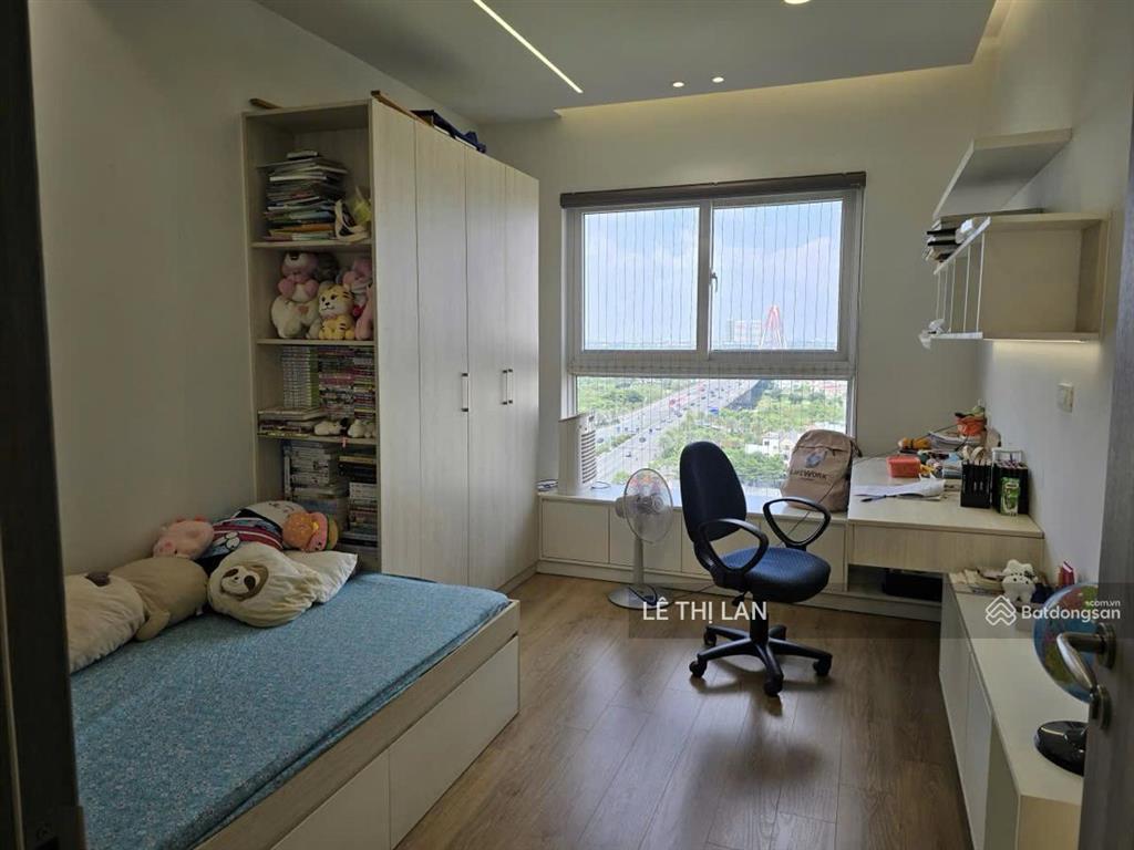 Cực thích ! căn hộ 75m2 chung cư phố 34 hoàng cầu tầng 10 nhà 3 ban công 3 ngủ 2 vs , view hồ sổ đỏ