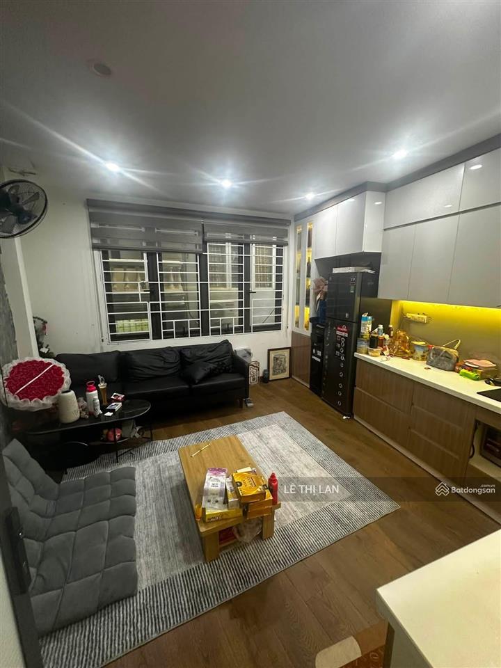 Nhà 4,8 tỷ sổ đỏ 52/80 m2 tầng 2 tập thể bộ tài chính phố phạm ngọc thạch 4 ngủ thoáng tt đống đa