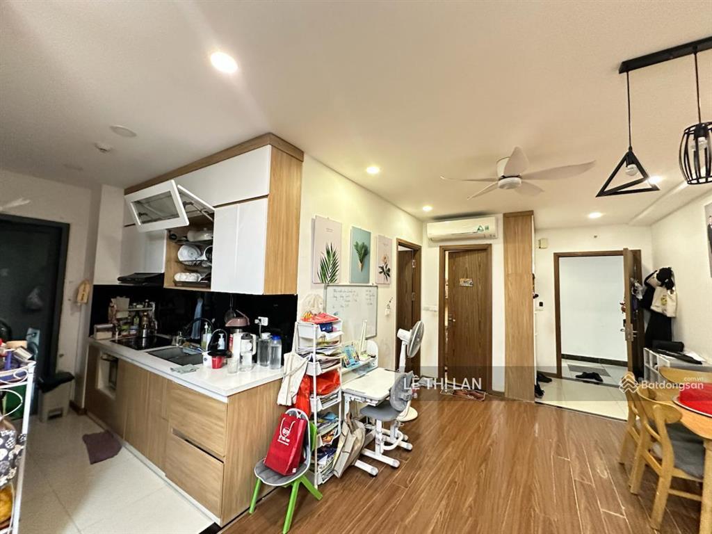 Căn hộ 60m2 chung cư 34 phố hoàng cầu 2 ngủ, giá dịch vụ rất rẻ có slot ô tô  sổ đỏ đống đa cc