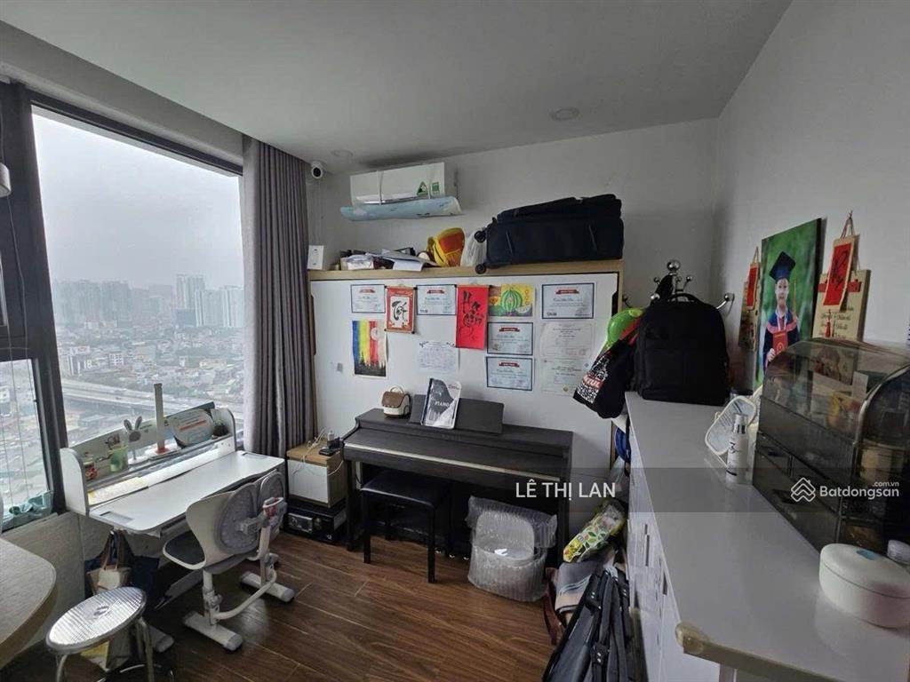 Căn hộ 60m2 chung cư 34 phố hoàng cầu 2 ngủ, giá dịch vụ rất rẻ có slot ô tô  sổ đỏ đống đa cc