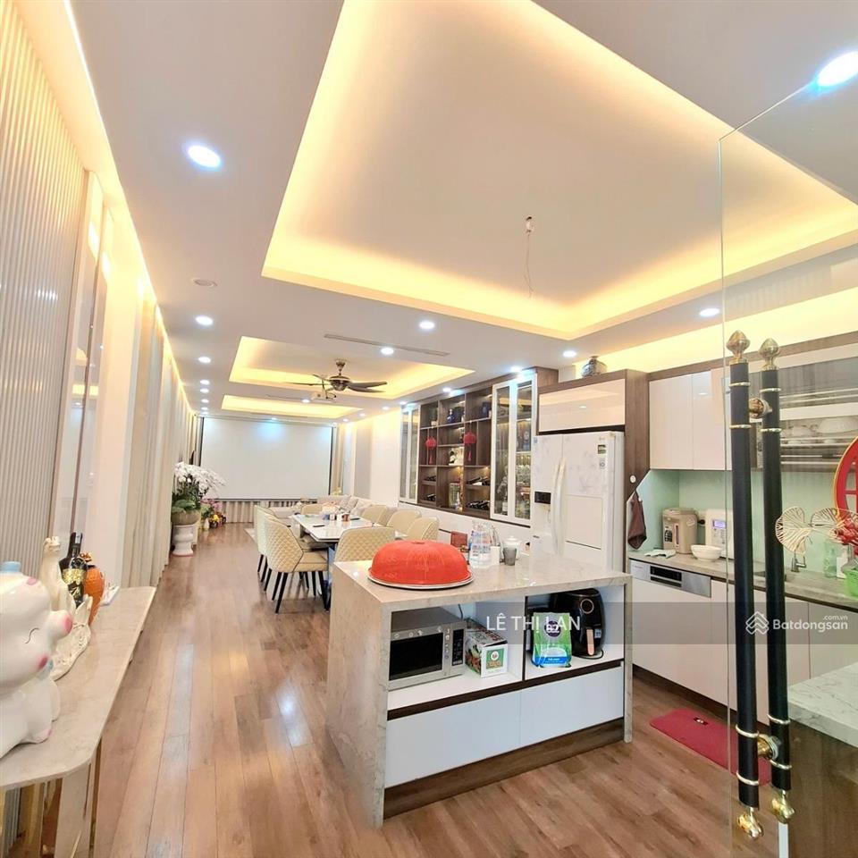 Tôn đức thắng 50 m x 5 tầng thang may sổ đỏ đống đa vuông vắn ô tô chạy qua khu phân lô kd đỉnh
