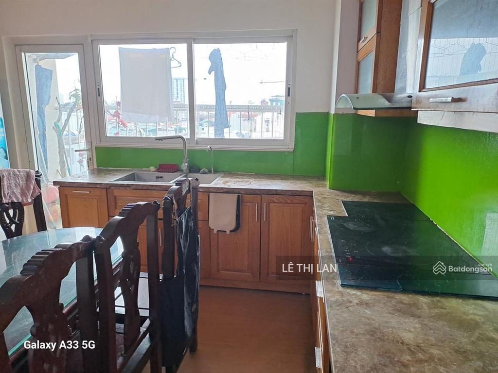 Lý nam đế, 6,5 tỷ, 80m2 tập thể quân đội sổ đỏ phố cổ quận hoàn kiếm, nhà rất đẹp ở ngay full đồ