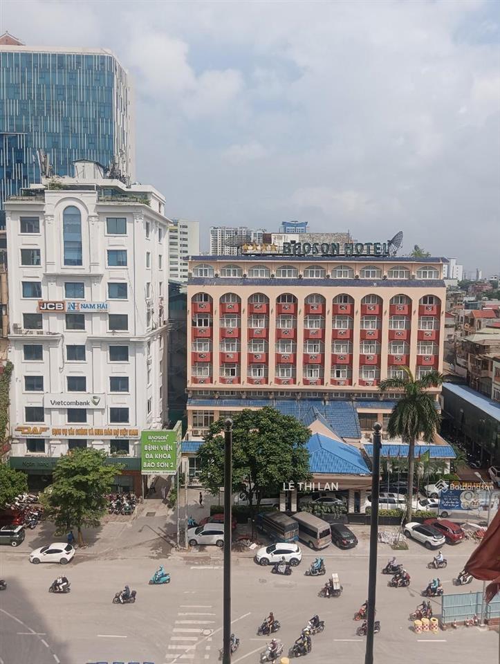 Cần bán nhanh căn hộ 115m2 rất đẹp chung cư 71 vườn xuân phố ng chí thanh 3 ngủ 2 ban công view phố