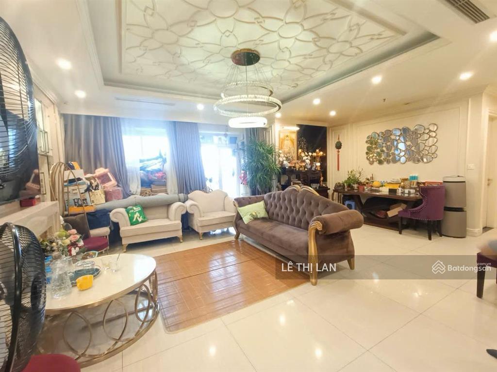 Toà chung cư star tower 283 khương trung 93 m2  9 tỷ sổ đỏ thanh xuân 3 ngủ 2 vs full đồ sang xịn
