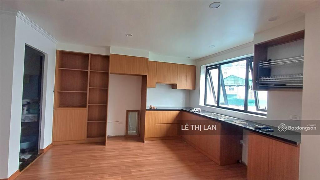 Nguyễn đình chiểu hbt sổ đỏ 54/69 m x 4 tầng 5 ngủ 2 thoáng tr sau gần cvtn ko bị qh  giá 15,8 tỷ