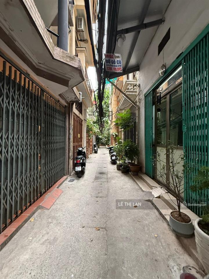 Nguyễn đình chiểu hbt sổ đỏ 54/69 m x 4 tầng 5 ngủ 2 thoáng tr sau gần cvtn ko bị qh  giá 15,8 tỷ