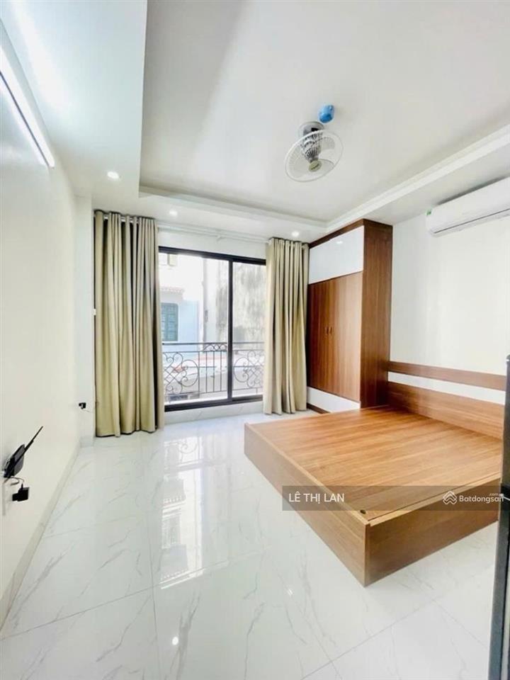 Bán tòa nhà thang máy 65m2 x 6 tầng 10 phòng thu nhập 40 tr/th ổn định ko qh sổ đỏ hbt full mới