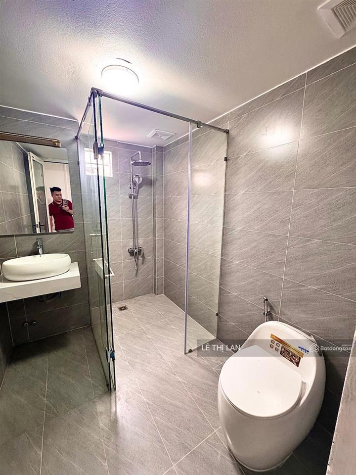 Bán nhà dân xây chắc chắn phố tây sơn 45 m2 x 4 tầng 4 ngủ  hơn 10 tỷ sổ đỏ đống đa ko quy hoạch