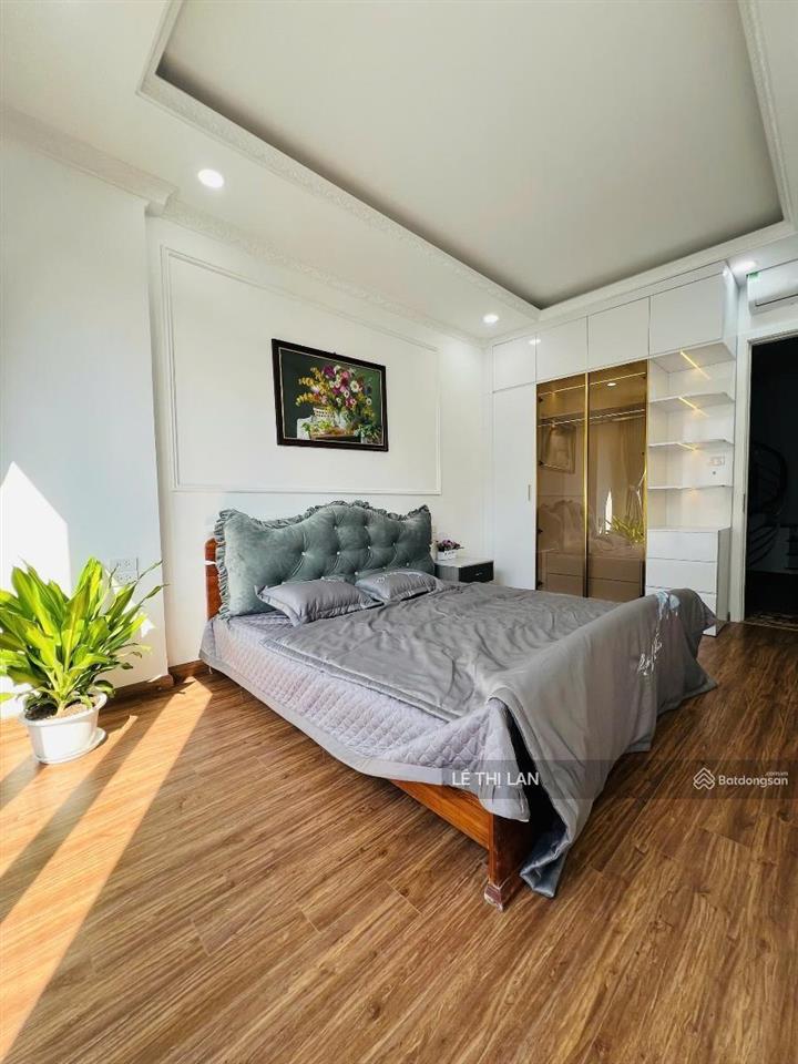 Nhà đẹp phố chùa bộc  thái hà 52 m x 7 tầng thang máy mới coong bề thế full nội thất xịn ở & mở vp