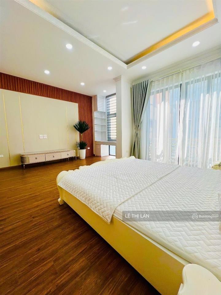 Nhà đẹp phố chùa bộc  thái hà 52 m x 7 tầng thang máy mới coong bề thế full nội thất xịn ở & mở vp