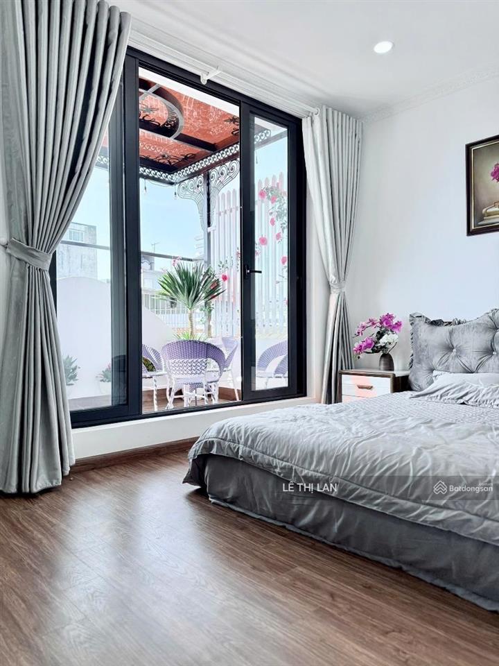 Nhà đẹp phố chùa bộc  thái hà 52 m x 7 tầng thang máy mới coong bề thế full nội thất xịn ở & mở vp