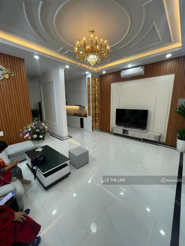 Nhà đẹp phố chùa bộc  thái hà 52 m x 7 tầng thang máy mới coong bề thế full nội thất xịn ở & mở vp