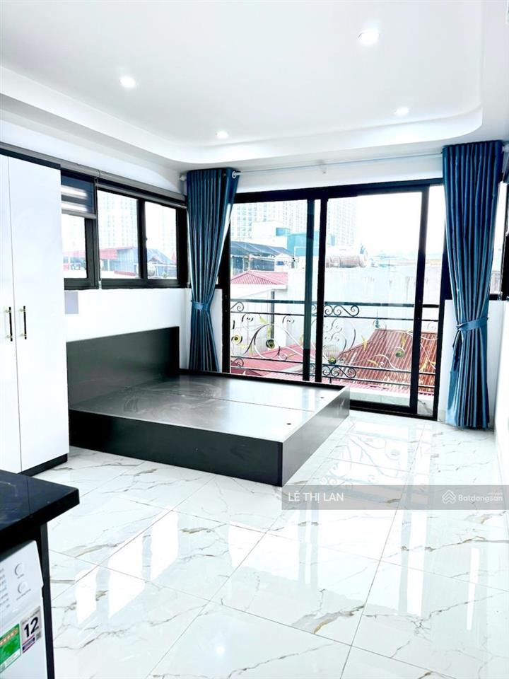 16 tỷ toà nhà dòng tiền phố đường láng 60m2 x 7tầng thang máy 12 phòng full dòng tiền 900 tr/năm