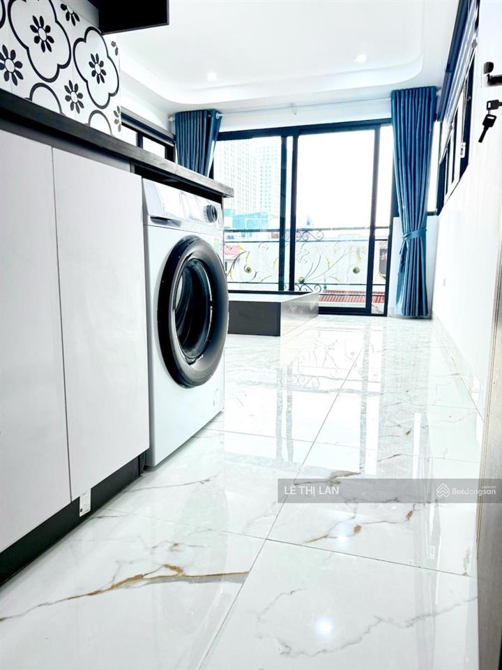 16 tỷ toà nhà dòng tiền phố đường láng 60m2 x 7tầng thang máy 12 phòng full dòng tiền 900 tr/năm
